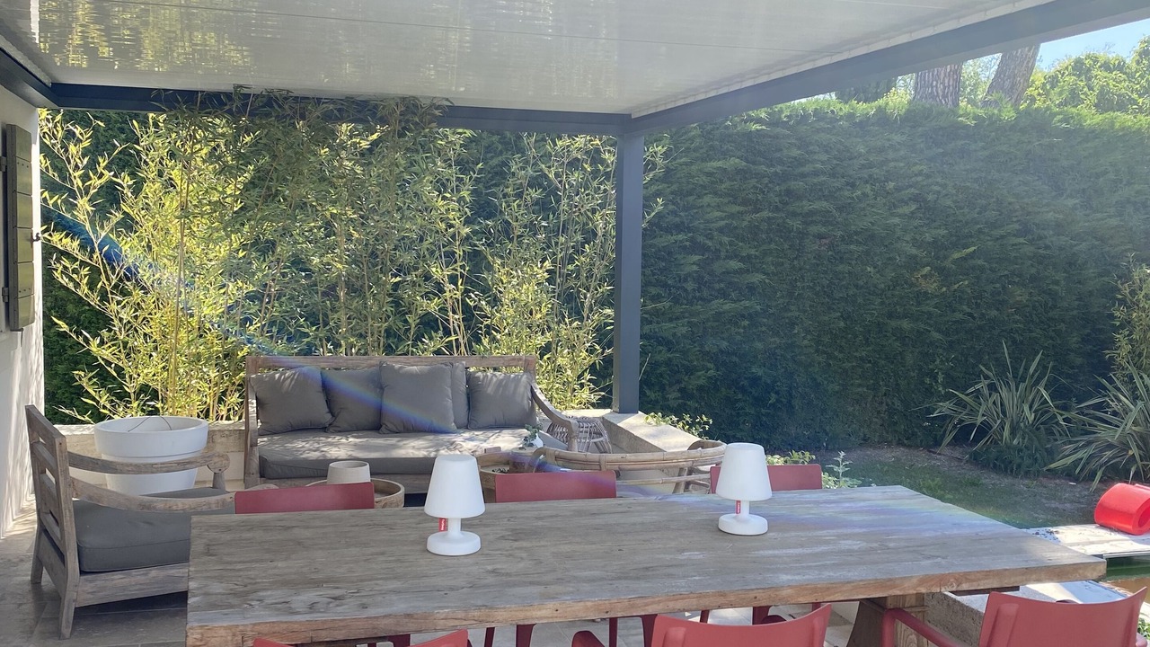 Photo of Outdoor in Entraigues-sur-la-Sorgue