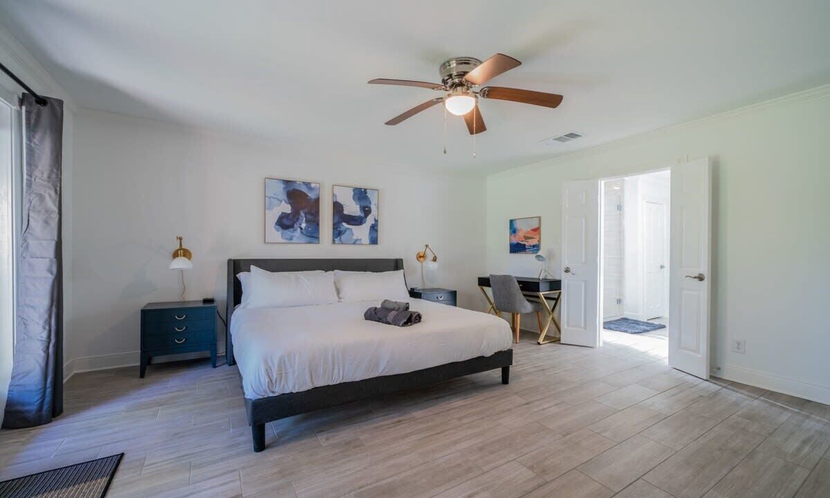 Photo of Bedroom in Jersey Village