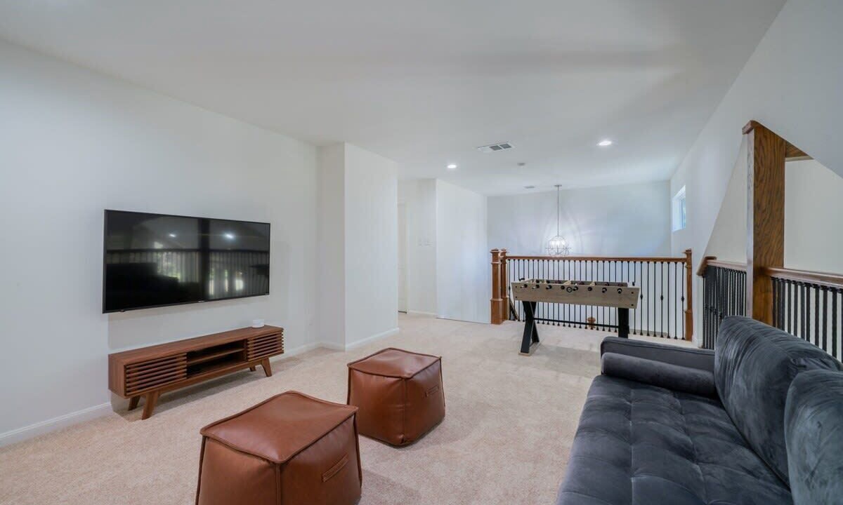 Photo of Livingroom in Jersey Village
