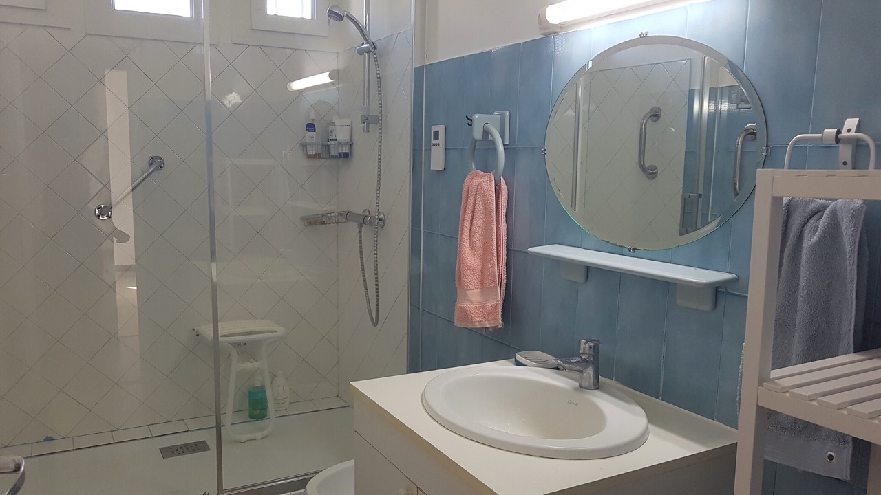 Photo of Bathroom in Les Hauts de Villeneuve