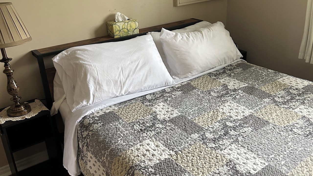 Photo of Bedroom in Sauble Beach