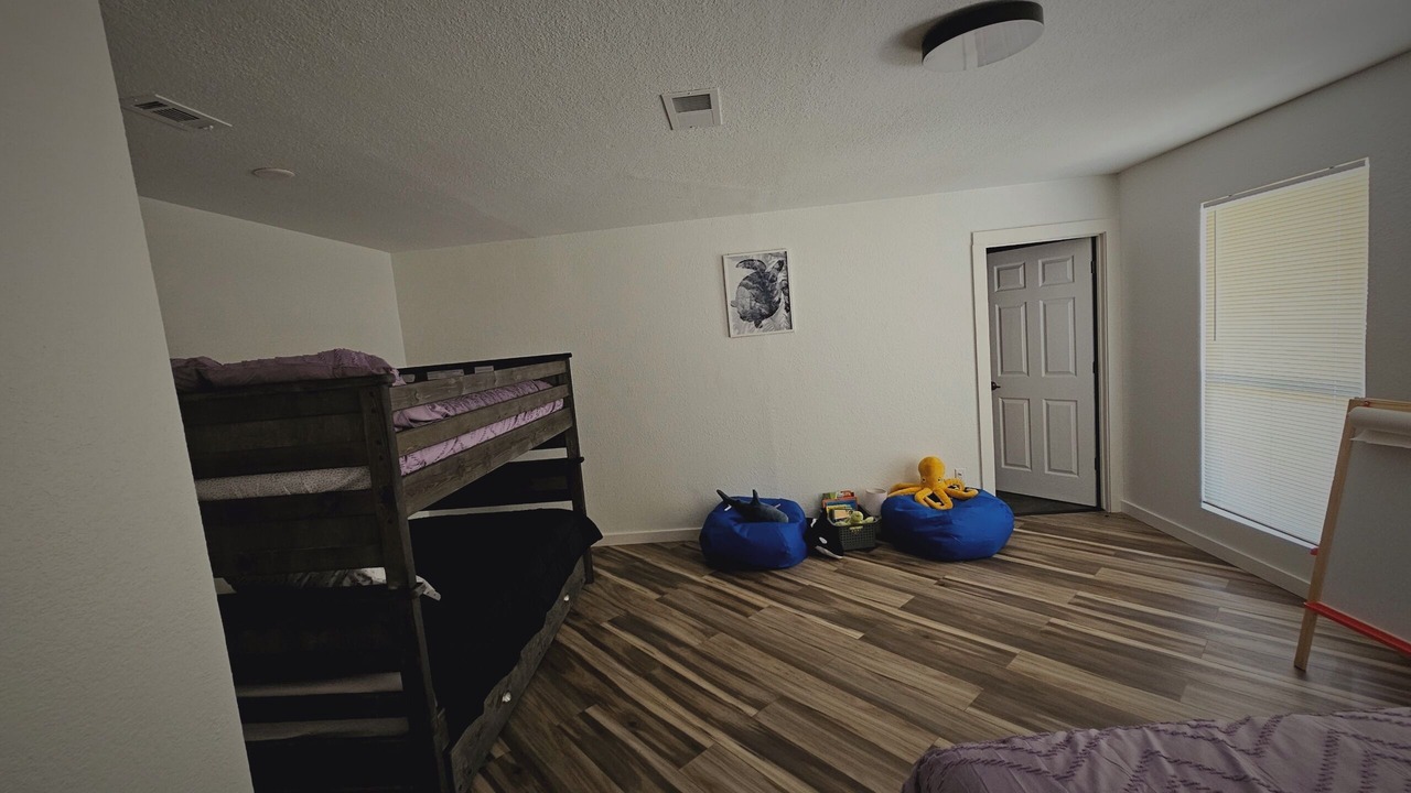 Photo of Bedroom in Cedar Creek