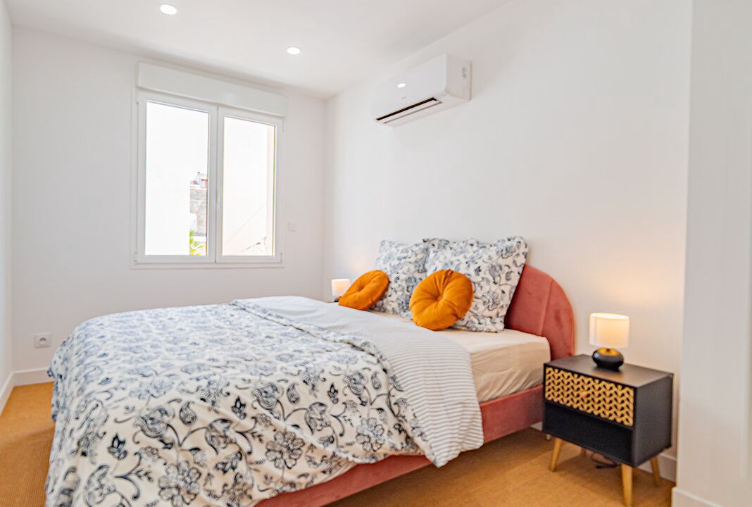 Photo of Bedroom in Libourne