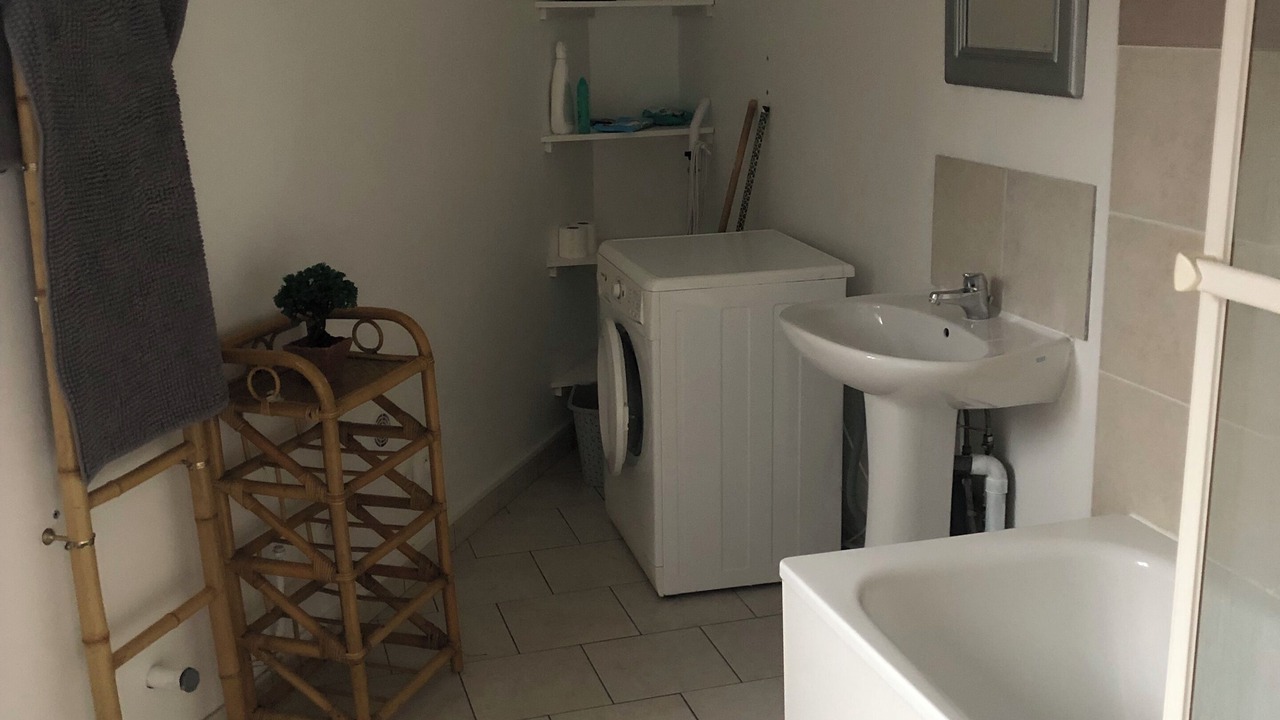 Photo of Bathroom in Henin-Beaumont