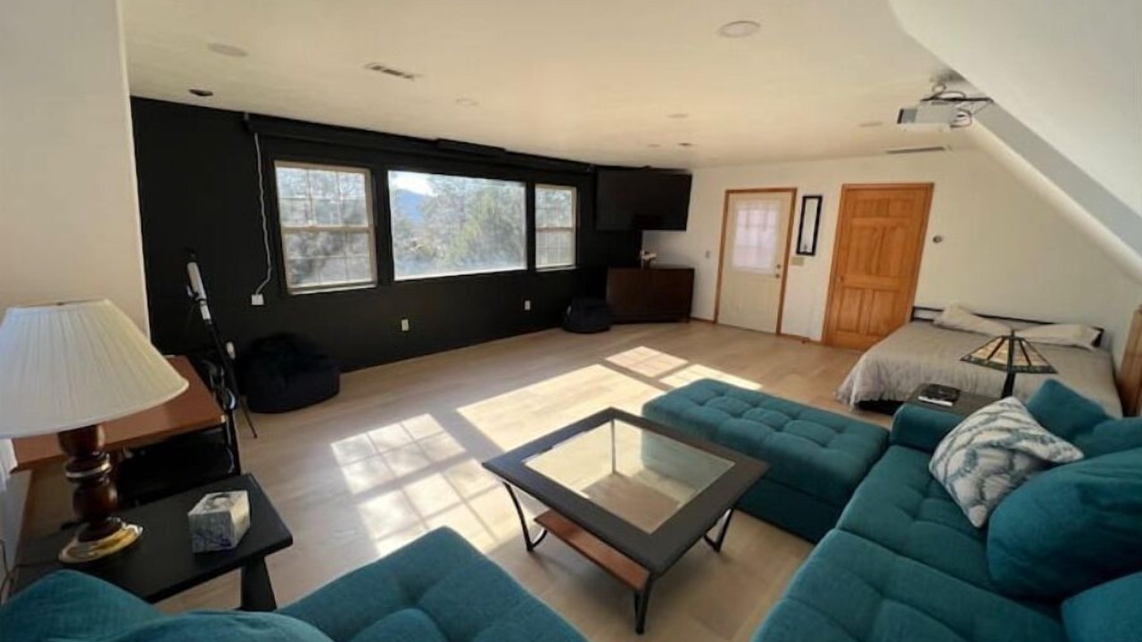 Photo of Livingroom in Eagle Rock
