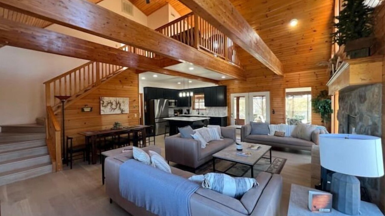 Photo of Livingroom in Eagle Rock