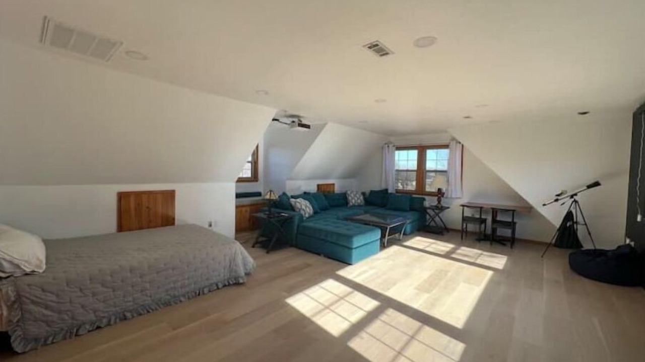 Photo of Bedroom in Eagle Rock