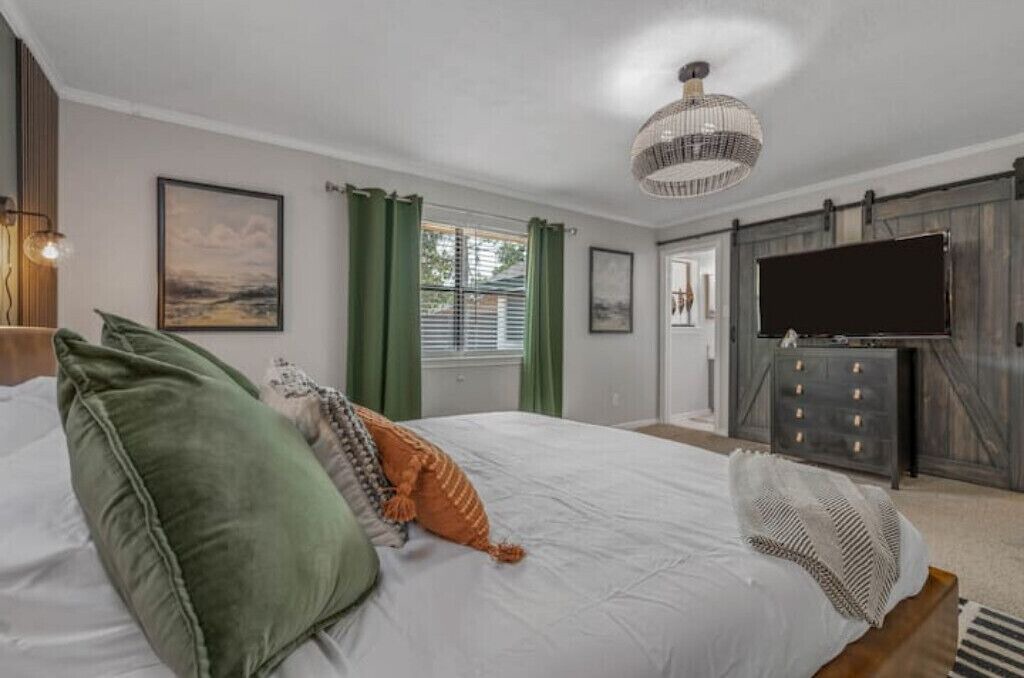 Photo of Bedroom in Southwood Valley