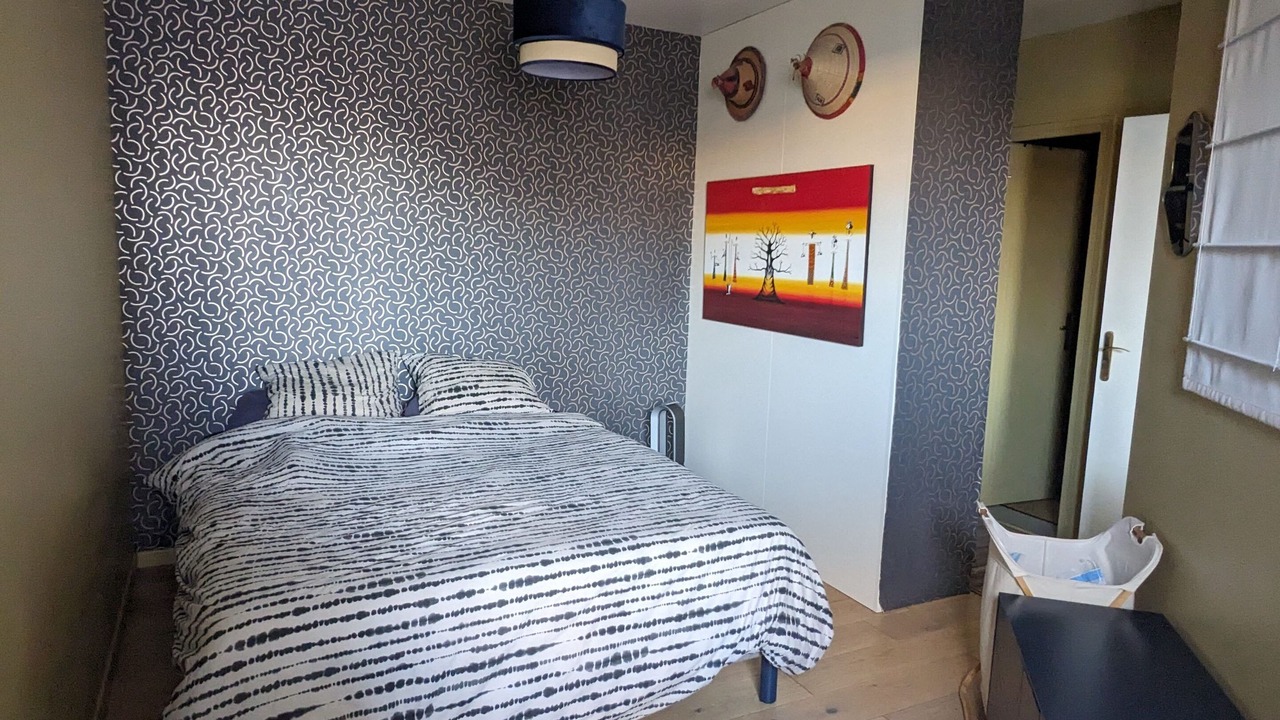 Photo of Bedroom in Saint-Denis