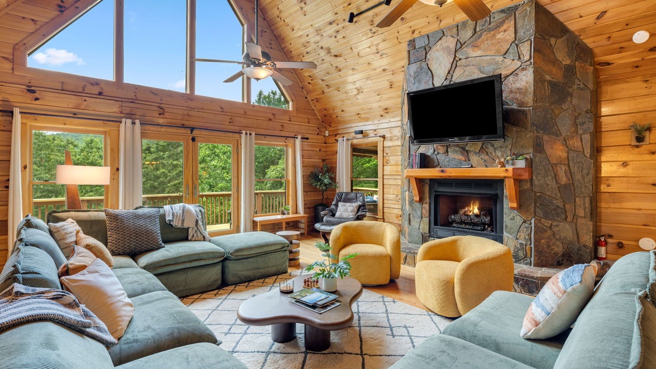 Photo of Livingroom in Black Mountain