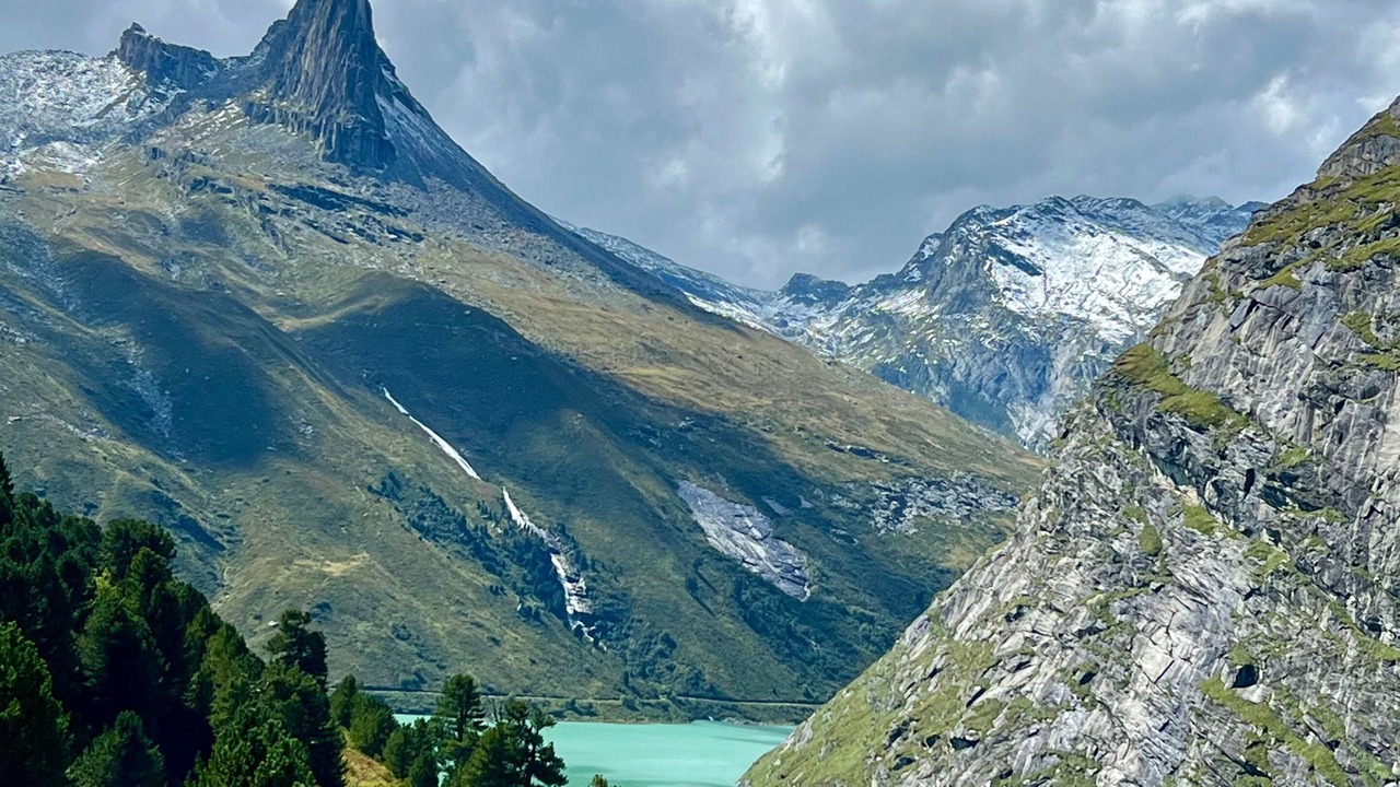 Photo of Others in Vals