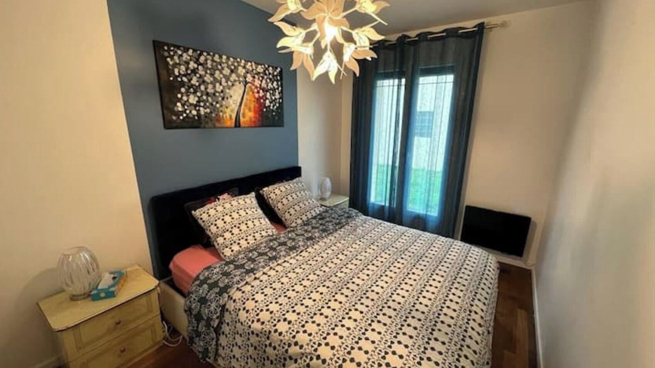 Photo of Bedroom in Chelles