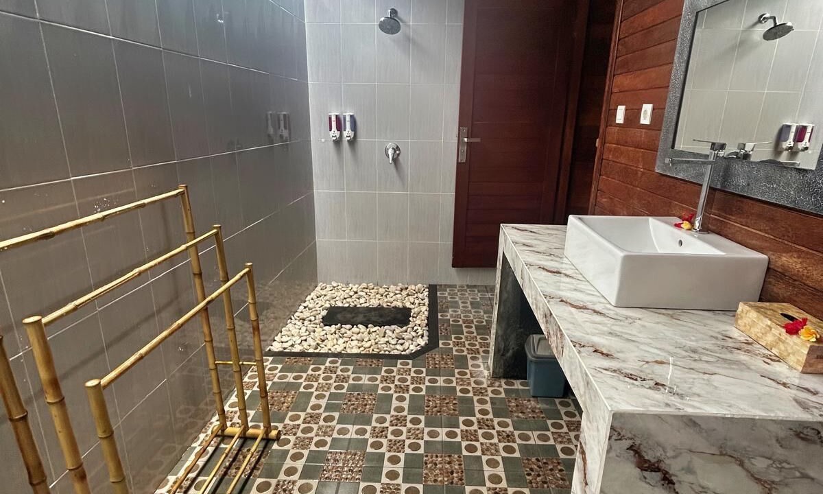 Photo of Bathroom in Mushroom Bay