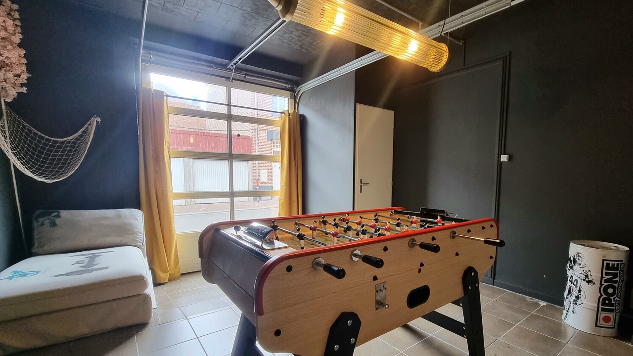 Photo of Bedroom in Lens