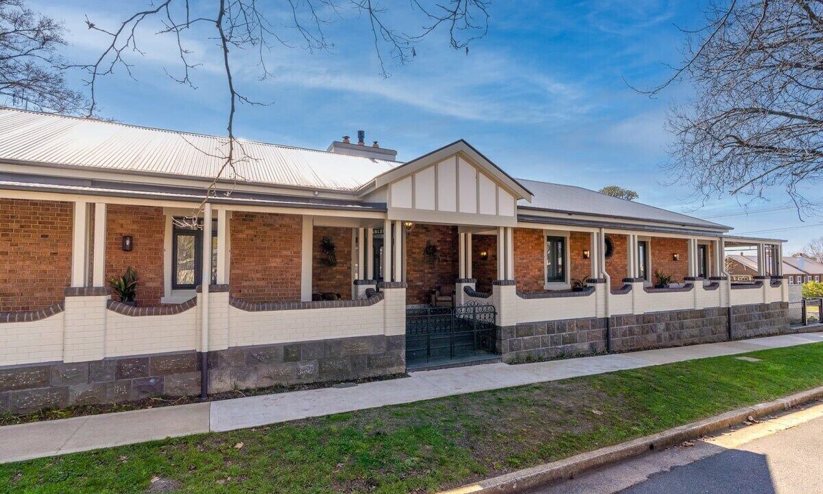 Photo of Outdoor in Orange