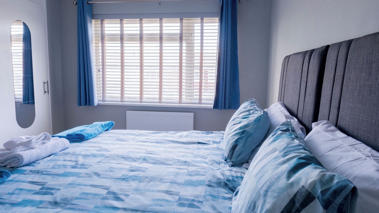 Photo of Bedroom in Cleedownton