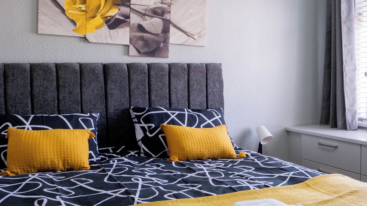 Photo of Bedroom in Cleedownton