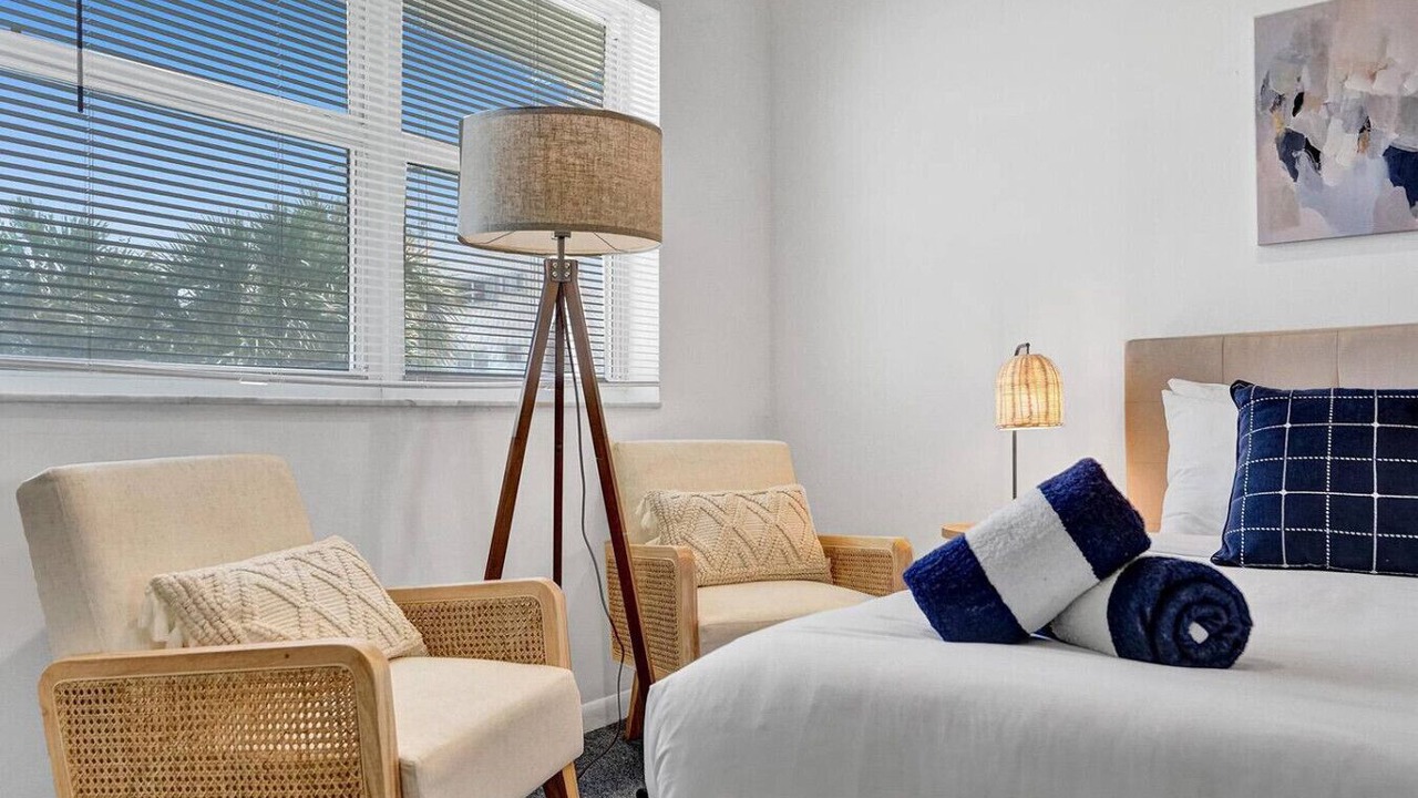 Photo of Bedroom in Hollywood South Central Beach