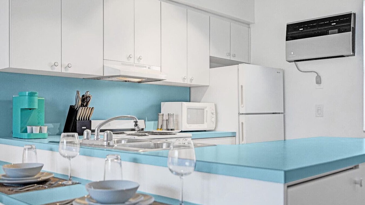 Photo of Kitchen in Hollywood South Central Beach