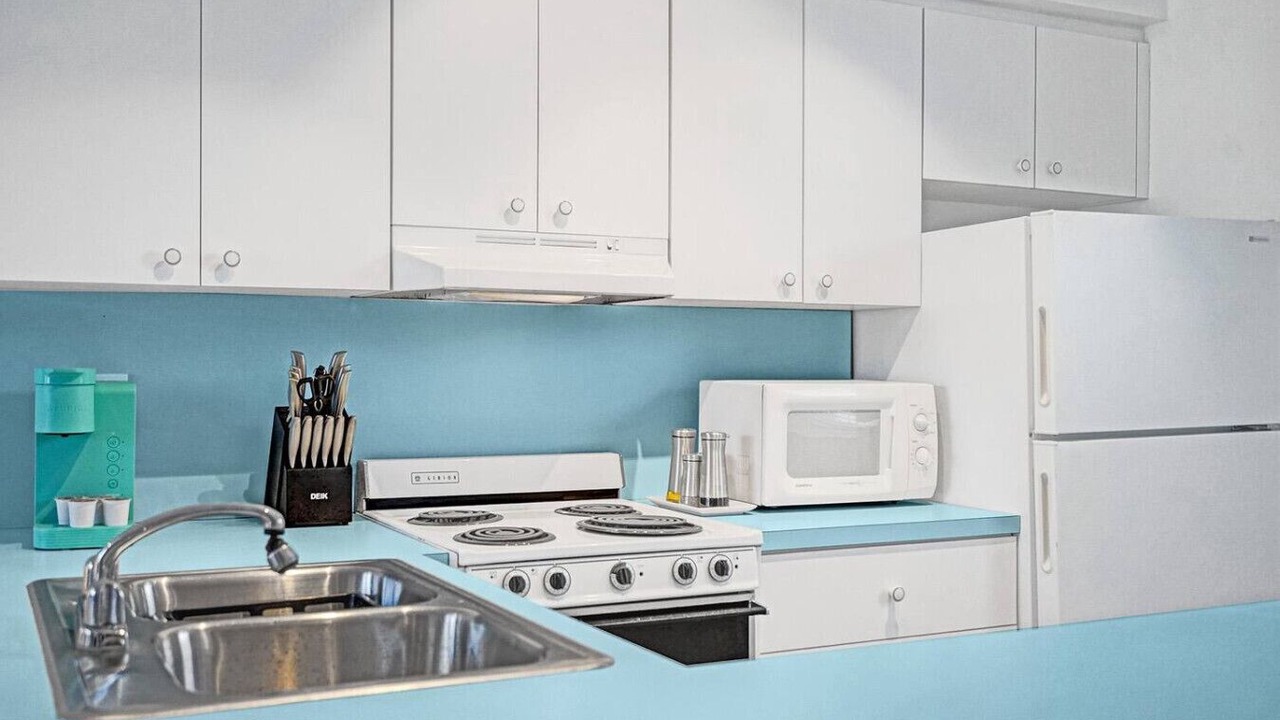 Photo of Kitchen in Hollywood South Central Beach