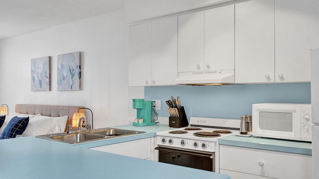 Photo of Kitchen in Hollywood South Central Beach