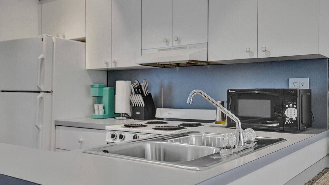 Photo of Kitchen in Hollywood South Central Beach