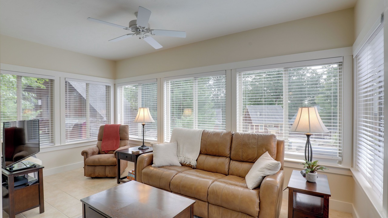 Photo of Livingroom in Summer Village