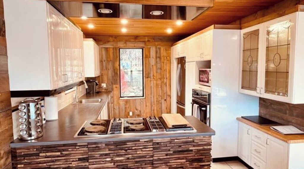 Photo of Kitchen in St-Adolphe-d'Howard