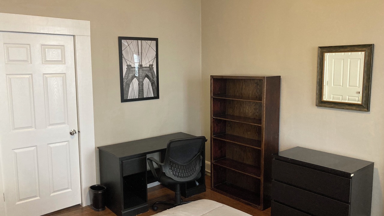 Photo of Bedroom in Middletown