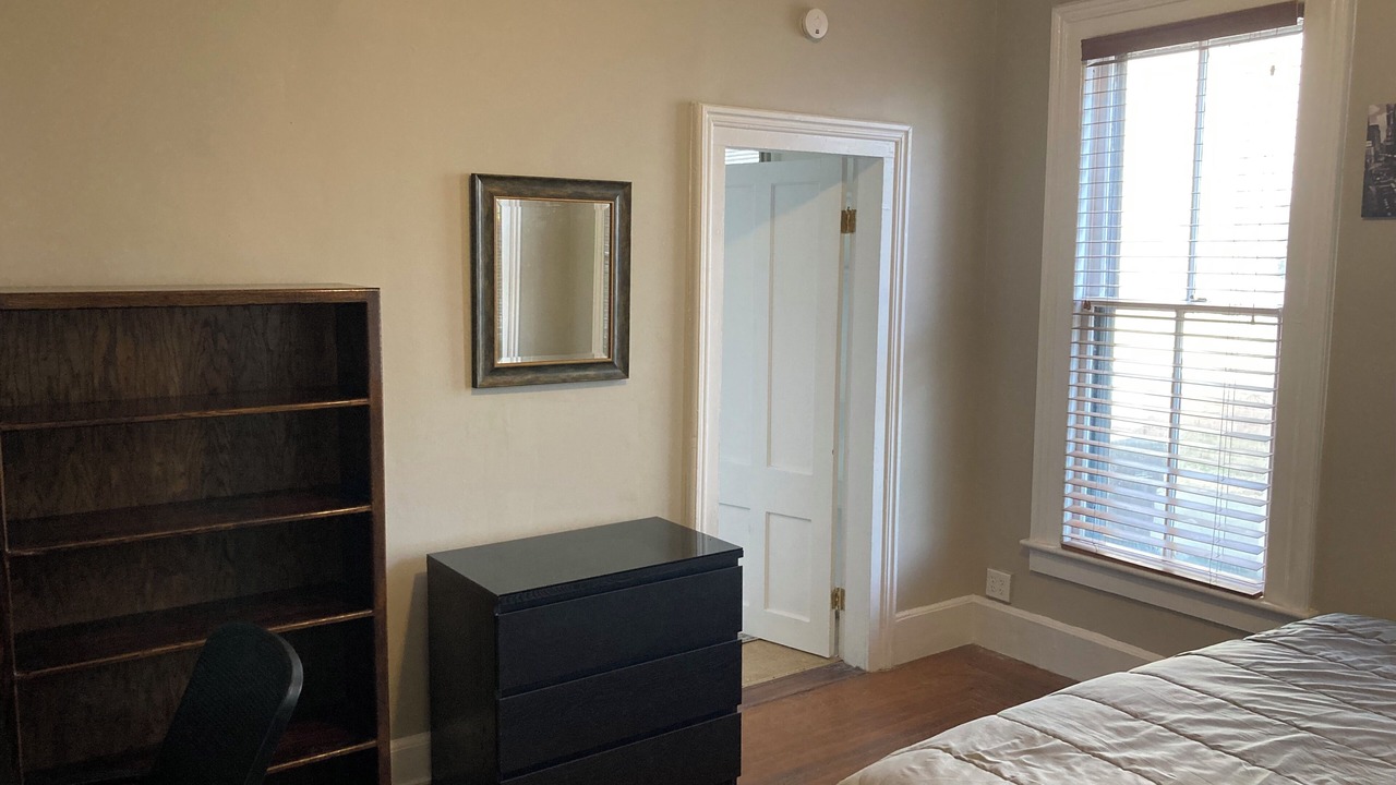 Photo of Bedroom in Middletown