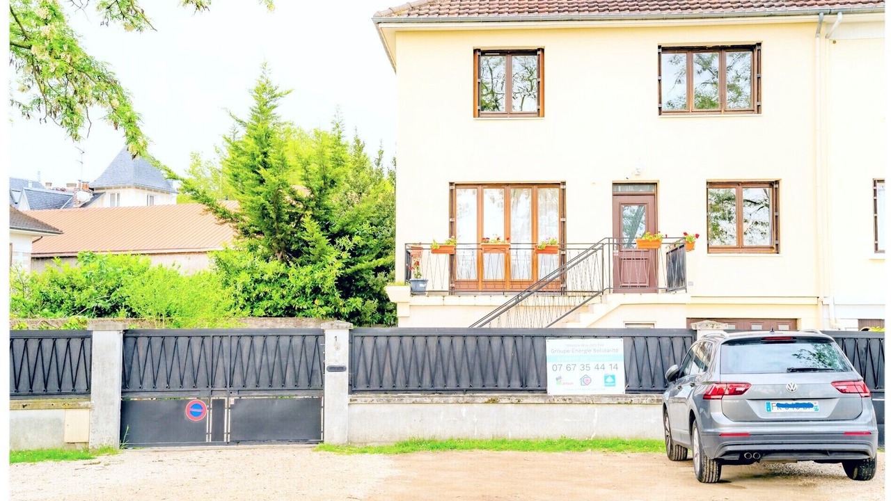 Photo of Outdoor in Les Stades