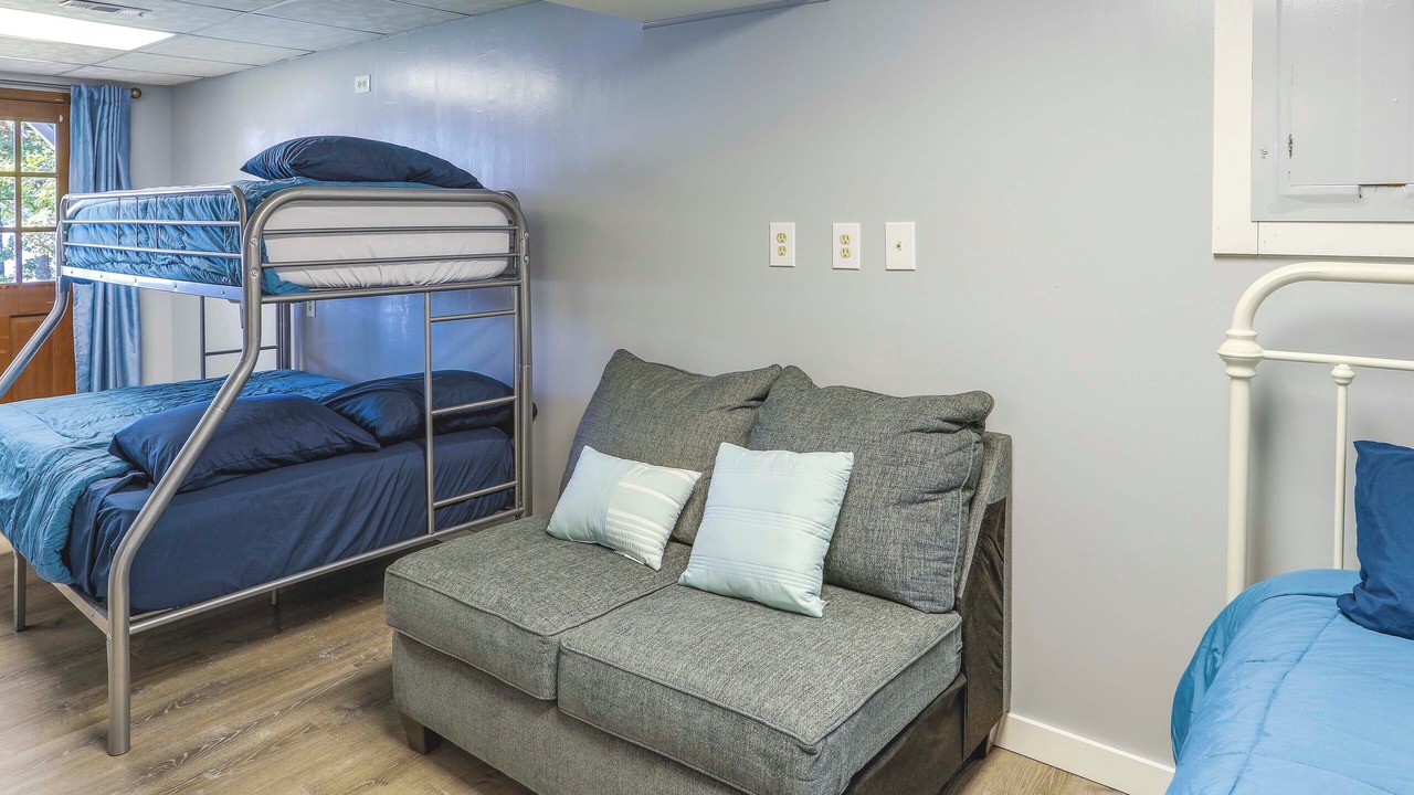 Photo of Bedroom in Horseshoe Bend