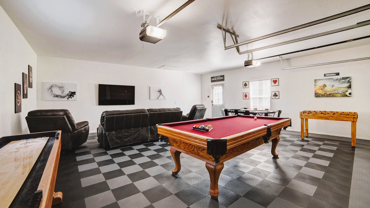 Photo of Bedroom in Caney City