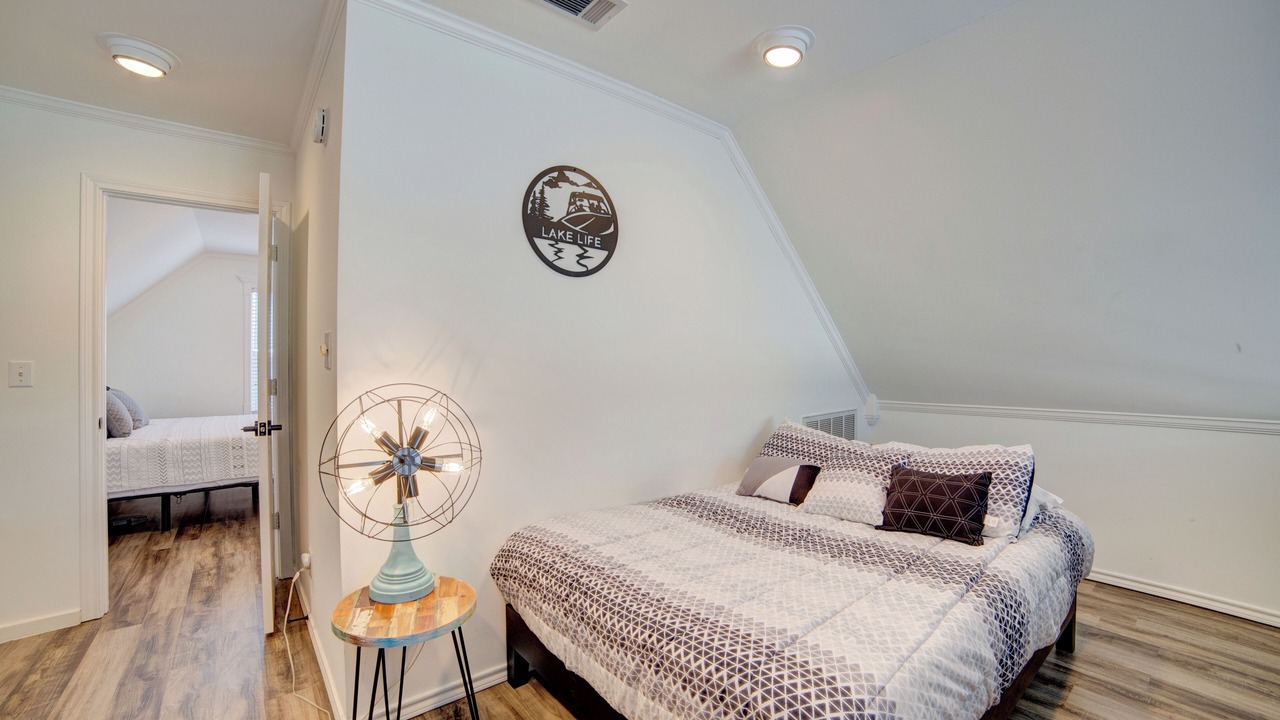 Photo of Bedroom in Caney City
