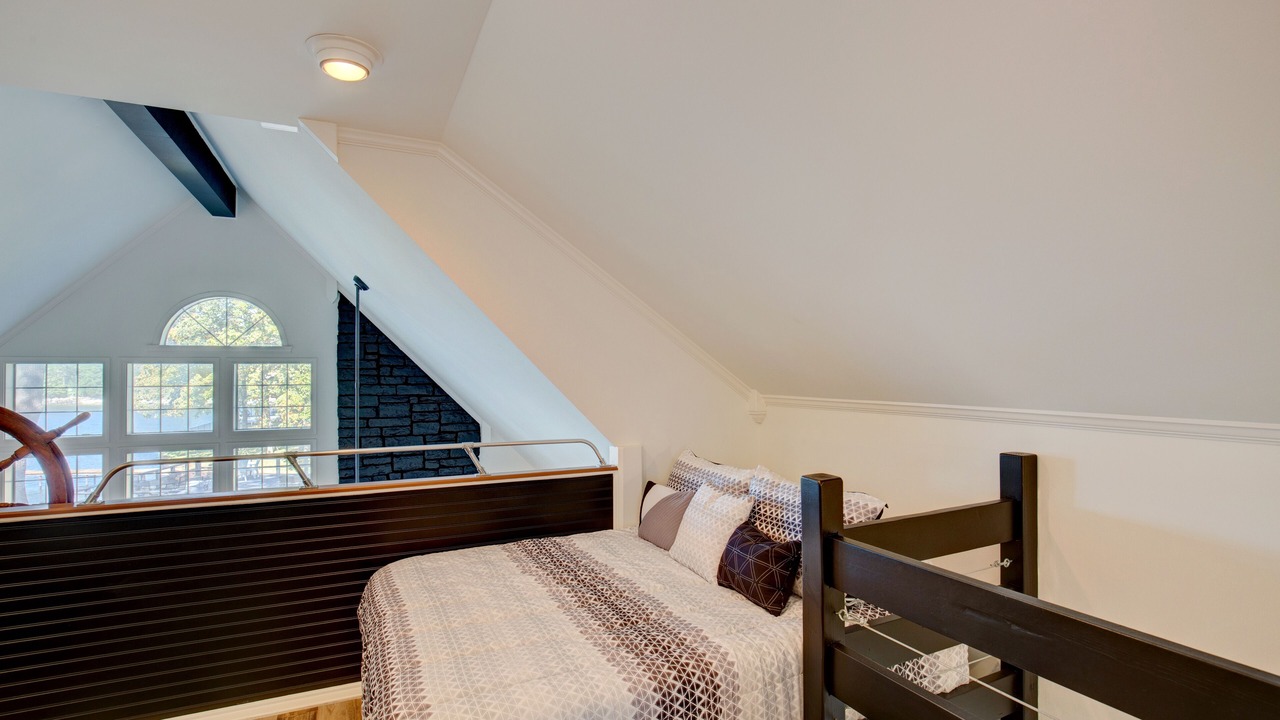 Photo of Bedroom in Caney City