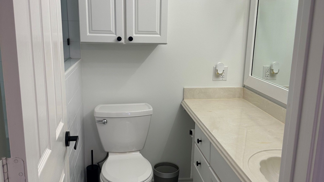 Photo of Bathroom in Caney City