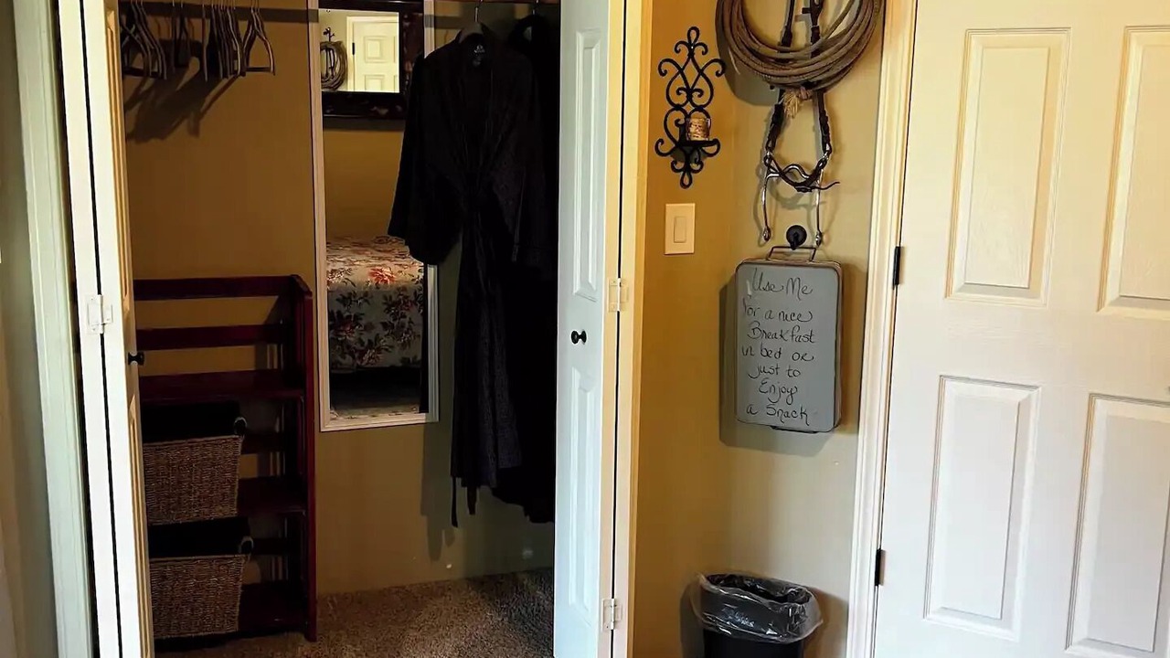 Photo of Bedroom in Eagle Point