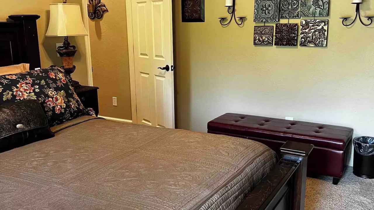 Photo of Bedroom in Eagle Point
