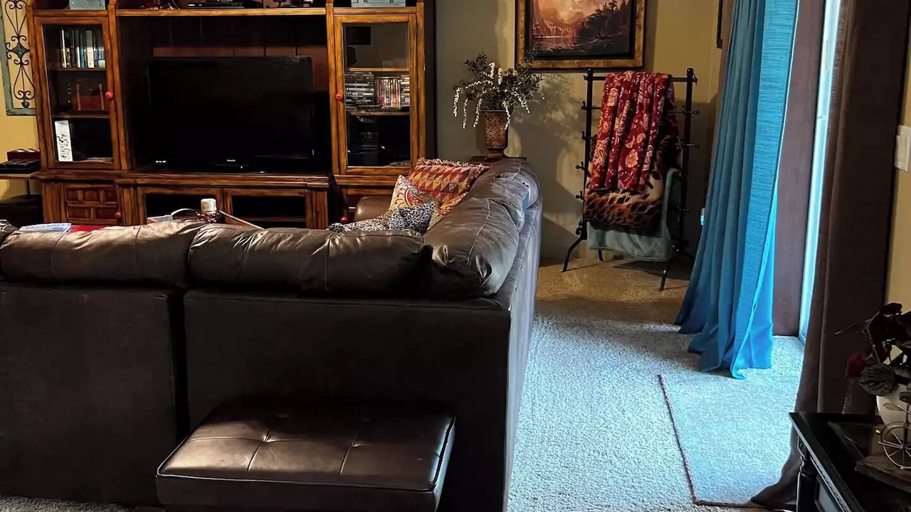 Photo of Livingroom in Eagle Point