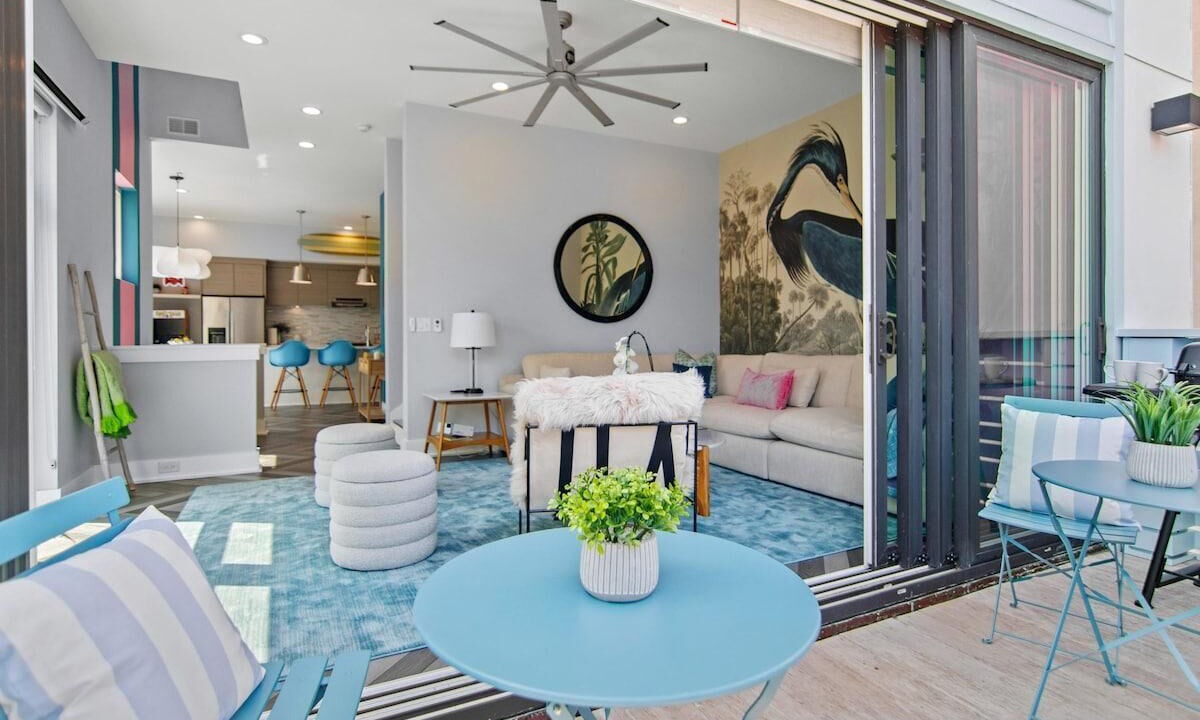 Photo of Livingroom in North Charleston