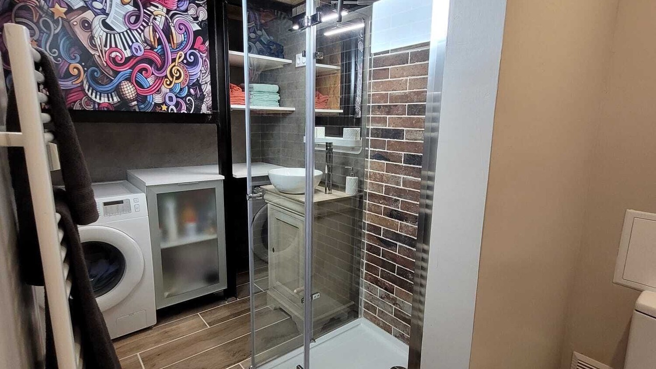 Photo of Bathroom in Downtown Le Havre