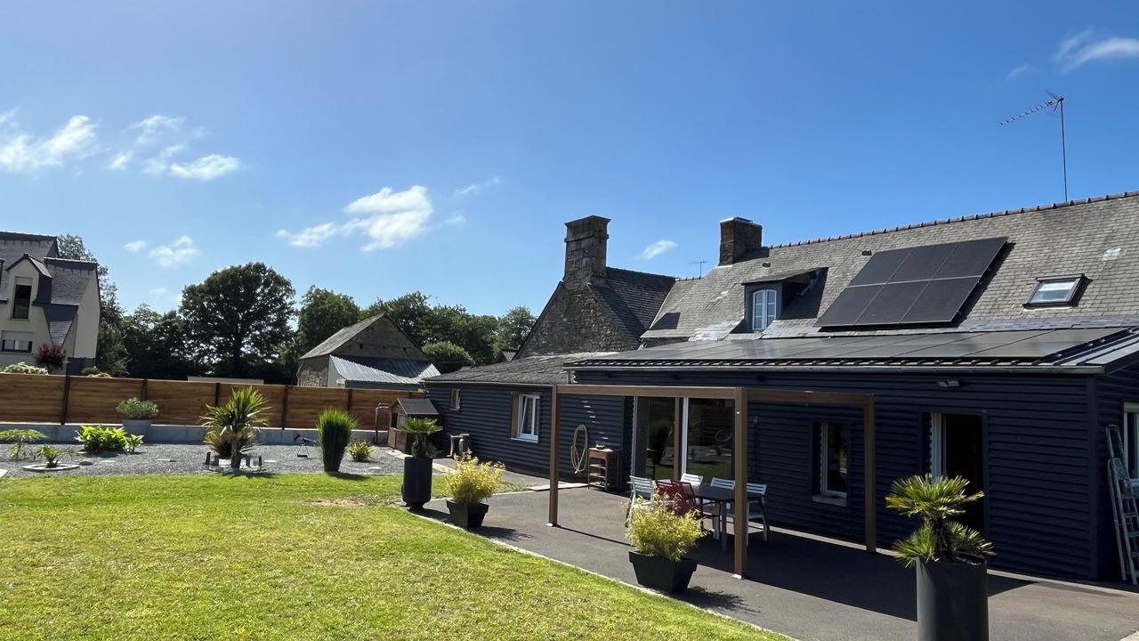 Photo of Outdoor in La Selle-en-Cogles