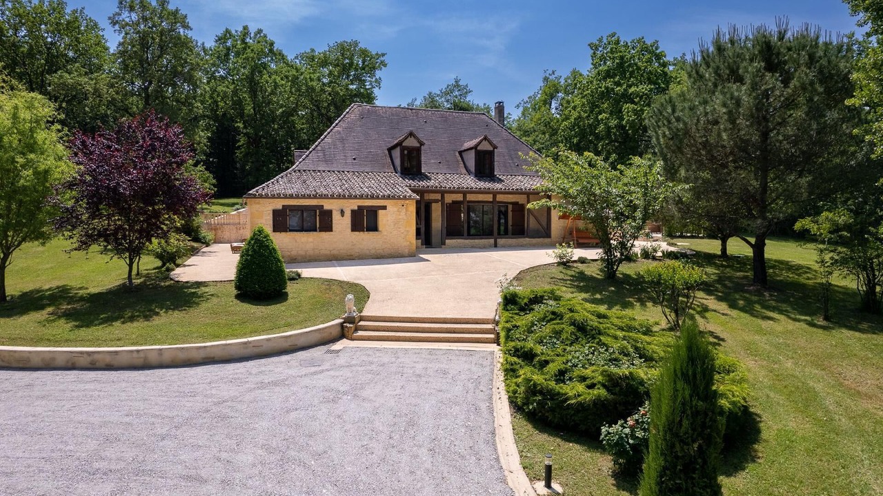 Photo of Outdoor in Rampieux
