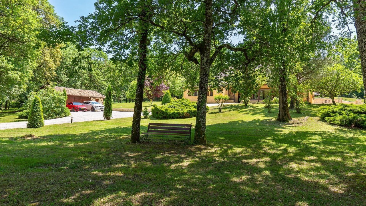 Photo of Outdoor in Rampieux