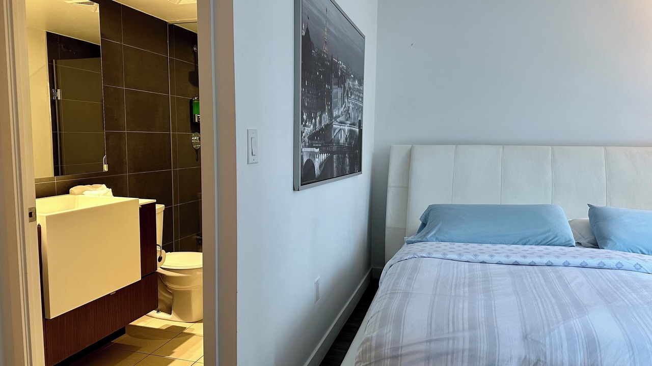 Photo of Bedroom in Bathurst Quay