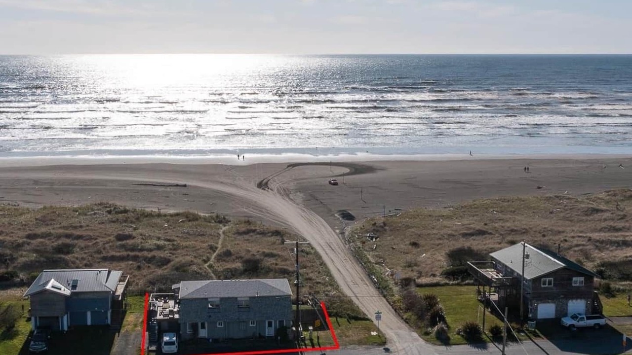 Photo of Others in Moclips