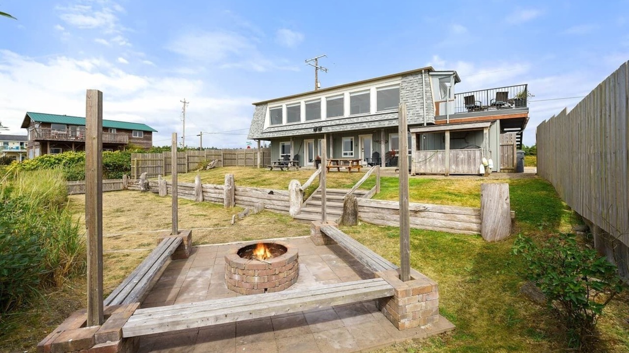 Photo of Others in Moclips