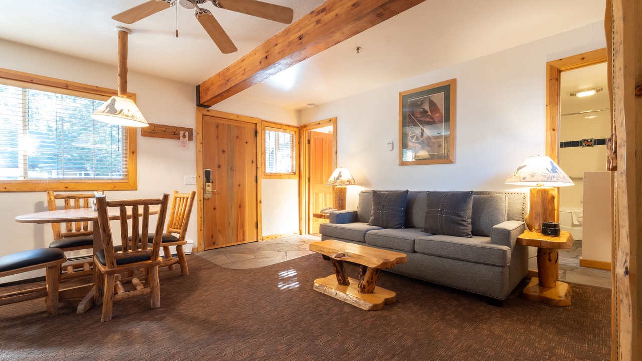 Photo of Livingroom in Tahoya Shores