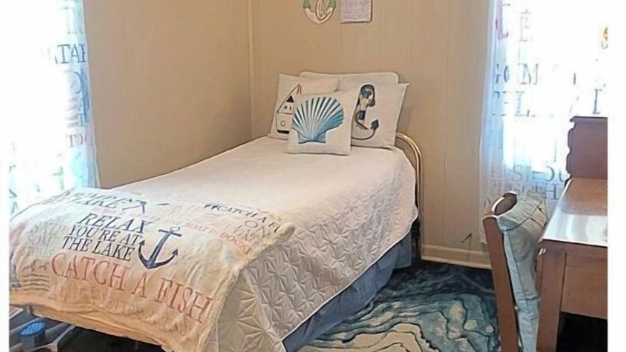 Photo of Bedroom in Trion