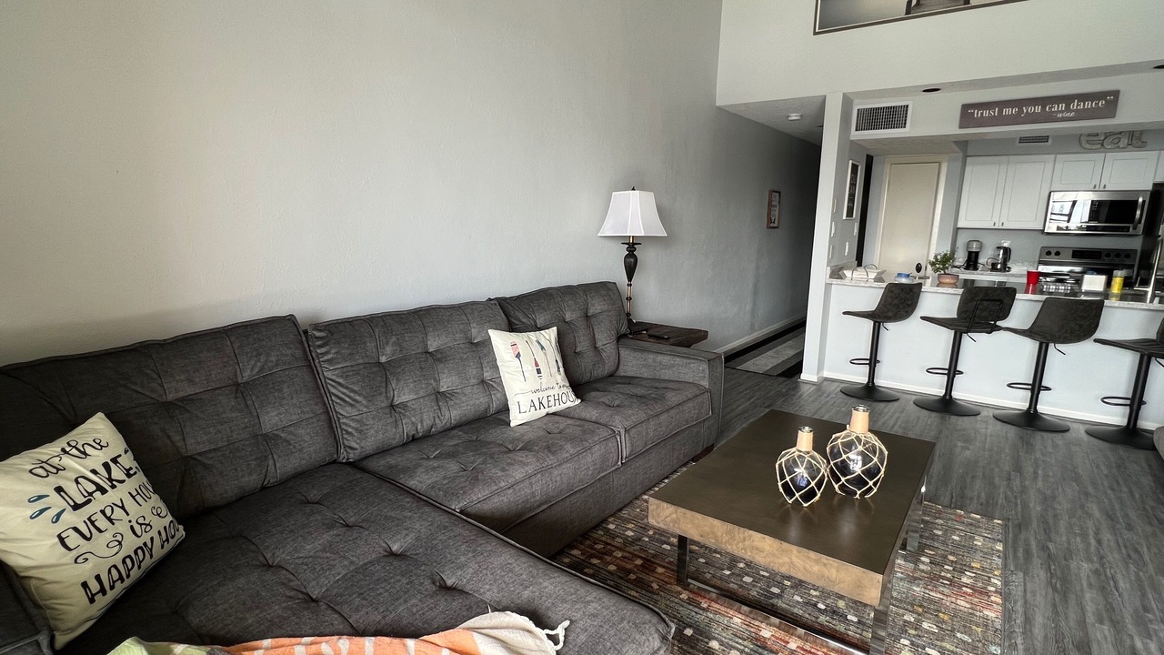 Photo of Livingroom in Walden on Lake Conroe
